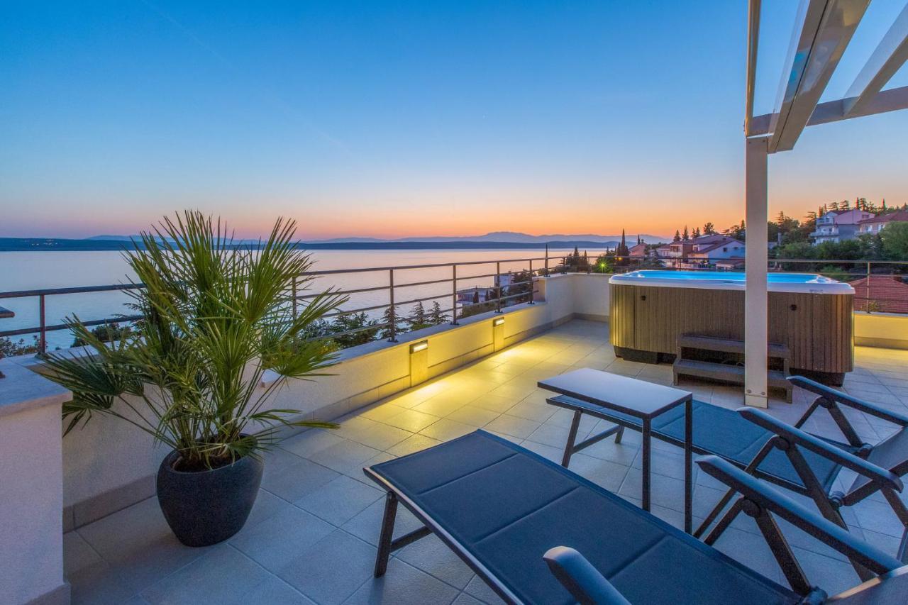 Domino Apartment Dramalj Luaran gambar
