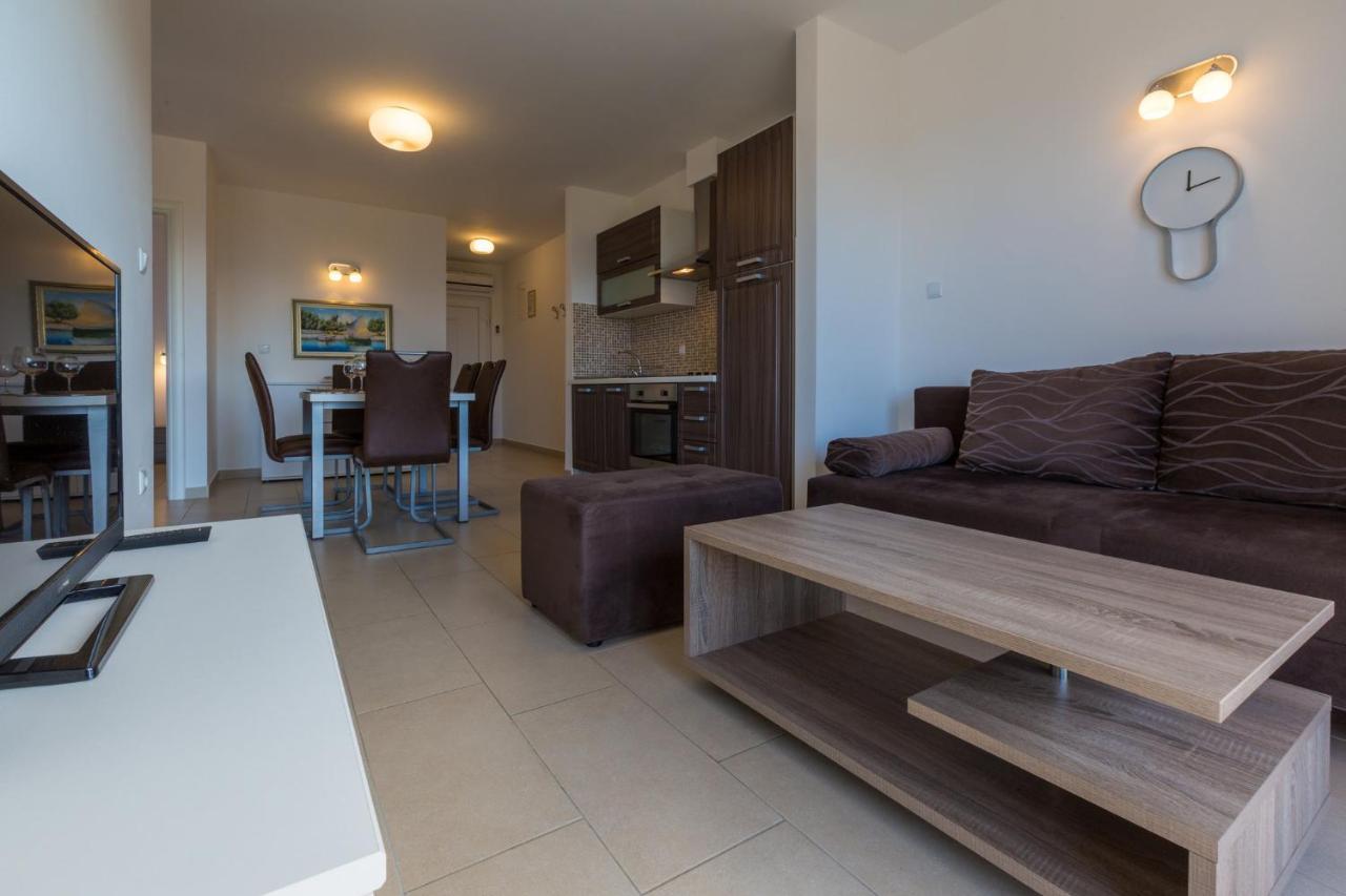 Domino Apartment Dramalj Luaran gambar